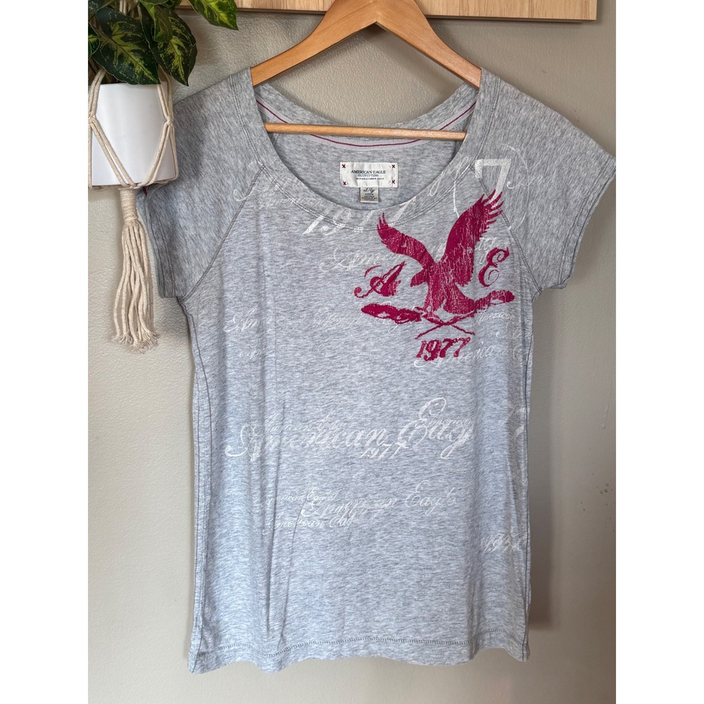 Vintage/Y2K-era American Eagle Outfitters Gray Graphic Tee Pink Distressed Sz XL